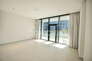 Studio in Business Bay, UAE No. 27519