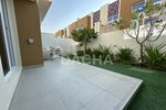 3 bedrooms Townhouse in Dubai, UAE No. 27546 - townhouse in Dubai