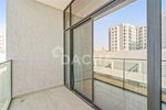2 bedrooms Apartment in Dubai, UAE No. 27571 - Image 11