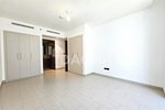 2 bedrooms Apartment in Dubai, UAE No. 27614 - Image 8