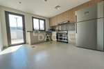 3 bedrooms Villa in Dubai, UAE No. 27698 - Image 2