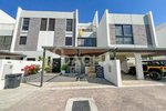 5 bedrooms Townhouse in Dubai, UAE No. 27732 - townhouse in Dubai