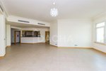3 bedrooms Apartment in Palm Jumeirah, UAE No. 27837 - apartment in Dubai
