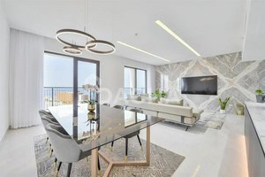 3 bedrooms Apartment in Jumeirah, UAE No. 27895