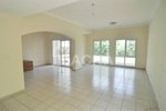 5 bedrooms Villa in Meadows, UAE No. 27941 - Image 2