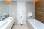 3 bedrooms Apartment in Dubai, UAE No. 27957 - Image 11