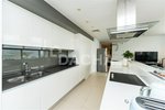 3 bedrooms Apartment in Dubai, UAE No. 27972 - Image 16