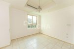 4 bedrooms Villa in Dubai, UAE No. 27986 - Image 6