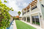 5 bedrooms Villa in Dubai, UAE No. 27998 - Image 8