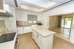 4 bedrooms Villa in Dubai, UAE No. 27999 - Image 6