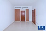 1 bedroom Apartment in Greens, UAE No. 280 - Image 3
