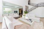 4 bedrooms Villa in Dubai, UAE No. 28000 - Image 2