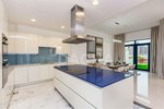 5 bedrooms Villa in Palm Jumeirah, UAE No. 28006 - Image 9