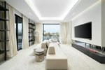 4 bedrooms Villa in Dubai, UAE No. 28012 - Image 2
