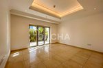 5 bedrooms Villa in Dubai, UAE No. 28016 - Image 6