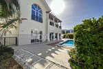 5 bedrooms Villa in Dubai, UAE No. 28016 - Image 9