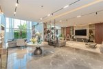 5 bedrooms Villa in Dubai, UAE No. 28022 - Image 9