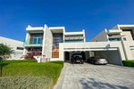 6 bedrooms Villa in Dubai, UAE No. 28029 - villa in Dubai