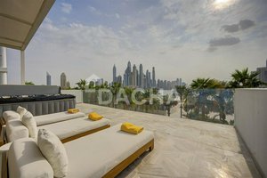 5 bedrooms Villa in Palm Jumeirah, UAE No. 28032