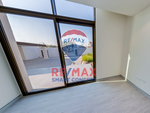 4 bedrooms Villa in Abu Dhabi, UAE No. 28159 - Image 11