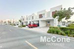 4 bedrooms Townhouse in Dubai Land, UAE No. 28253 - townhouse in Dubai