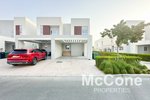 4 bedrooms Townhouse in Dubai Land, UAE No. 28253 - Image 2