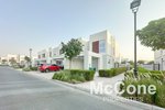 4 bedrooms Townhouse in Dubai Land, UAE No. 28253 - Image 10