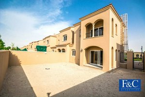 3 bedrooms Villa in Serena, UAE No. 284