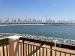 5 bedrooms Villa in Jumeirah, UAE No. 28437 - villa in Dubai
