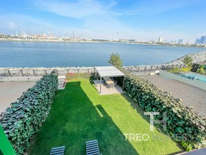 4 bedrooms Villa in Jumeirah, UAE No. 28442