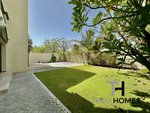3 bedrooms Villa in Jumeirah Park, UAE No. 28518 - Image 2