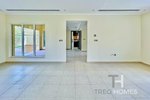 3 bedrooms Villa in Jumeirah Park, UAE No. 28520 - Image 2