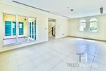 3 bedrooms Villa in Jumeirah Park, UAE No. 28520 - Image 3