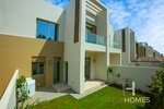 3 bedrooms Townhouse in Arabian Ranches 2, UAE No. 28567 - townhouse in Dubai