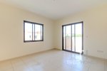 3 bedrooms Villa in Reem, UAE No. 28570 - Image 5