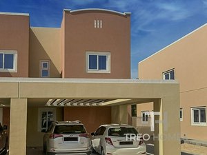 4 bedrooms Townhouse in Dubai Land, UAE No. 28572