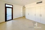 4 bedrooms Townhouse in Town Square, UAE No. 28591 - Image 12