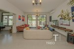 4 bedrooms Townhouse in Town Square, UAE No. 28599 - Image 6