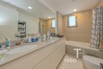4 bedrooms Townhouse in Town Square, UAE No. 28599 - Image 12
