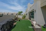 4 bedrooms Townhouse in Town Square, UAE No. 28601 - Image 2