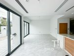 3 bedrooms Townhouse in Dubai Land, UAE No. 28610 - Image 4