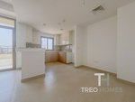 3 bedrooms Townhouse in Town Square, UAE No. 28625 - Image 4