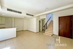 3 bedrooms Townhouse in Town Square, UAE No. 28631 - Image 3