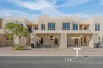 3 bedrooms Townhouse in Town Square, UAE No. 28638 - townhouse in Dubai