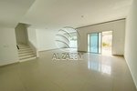 5 bedrooms Villa in Al Reef, UAE No. 29077 - Image 2
