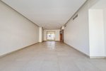 3 bedrooms Townhouse in Abu Dhabi, UAE No. 29109 - Image 10