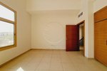 3 bedrooms Townhouse in Abu Dhabi, UAE No. 29109 - Image 14