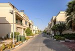 4 bedrooms Villa in Abu Dhabi, UAE No. 29111 - villa in Dubai