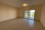 4 bedrooms Villa in Abu Dhabi, UAE No. 29111 - Image 10
