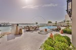 5 bedrooms Villa in Abu Dhabi, UAE No. 29140 - villa in Dubai